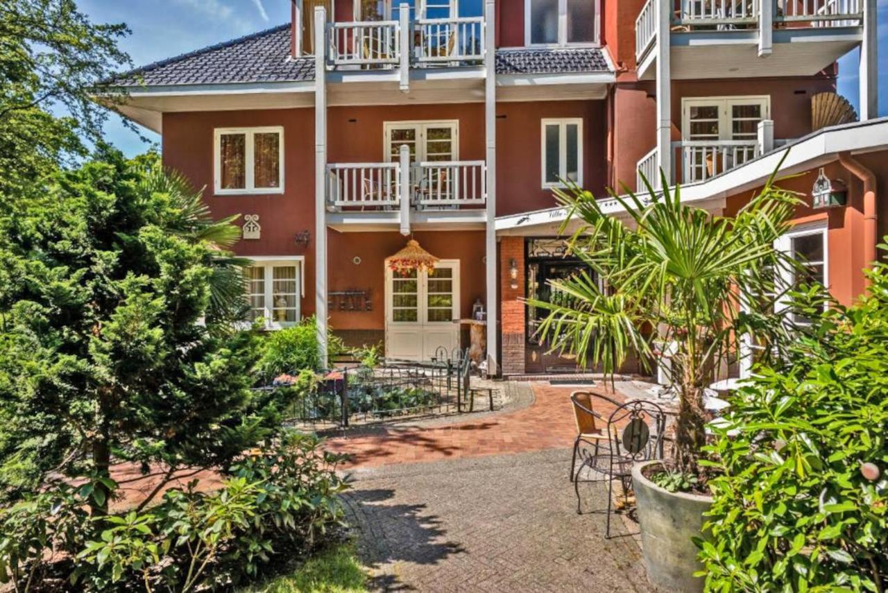Villa Prinsenhof # Zes Bergen Exterior foto