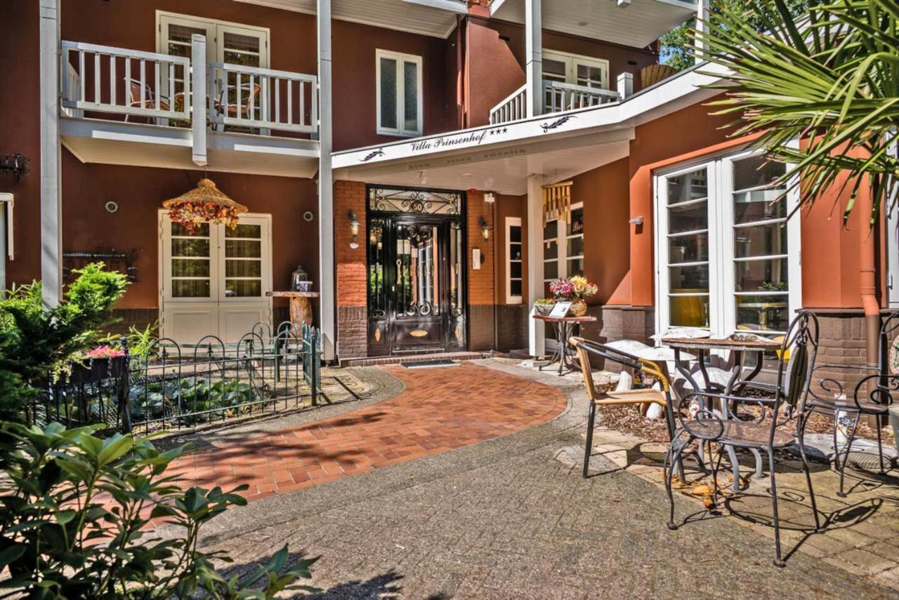 Villa Prinsenhof # Zes Bergen Exterior foto